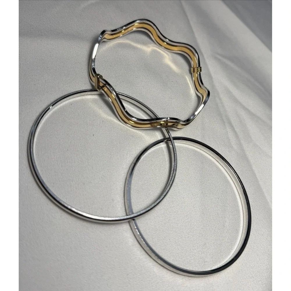 Bangle Bracelet Set of 3 Two-Tone Silver & Gold Tone‎ Fashion Jewelry